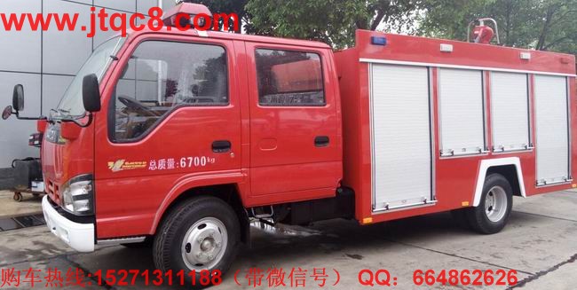 國內(nèi)泡沫消防車港口市場或成新增長點.jpg