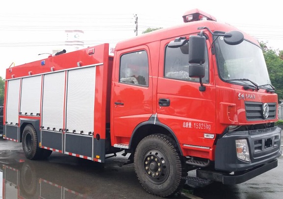東風(fēng)153型水罐消防車(chē)(6-7T)